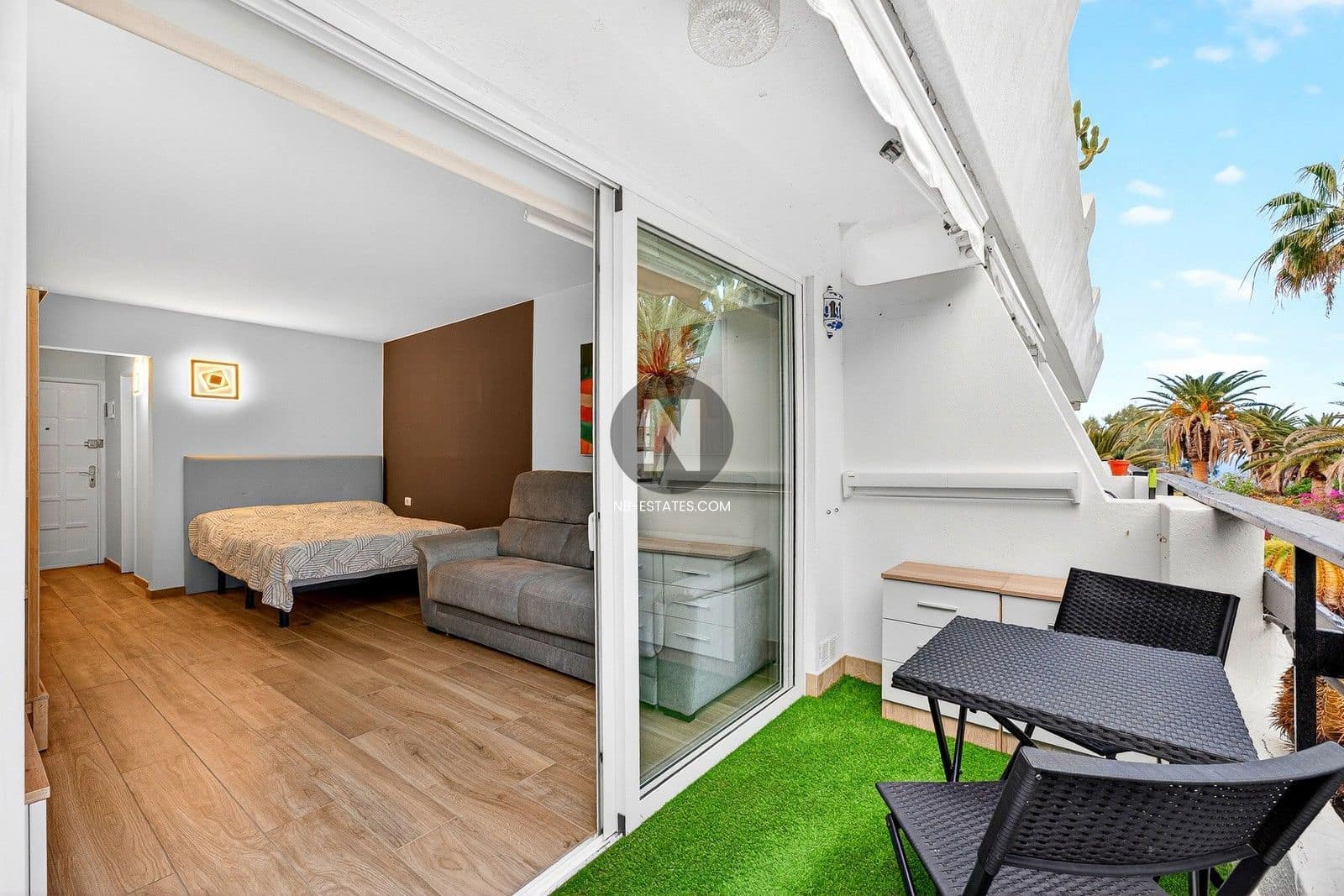 Leilighet til salgs i Costa Adeje med svømmebasseng garasje - € 270 000 (Ref: 9523515)