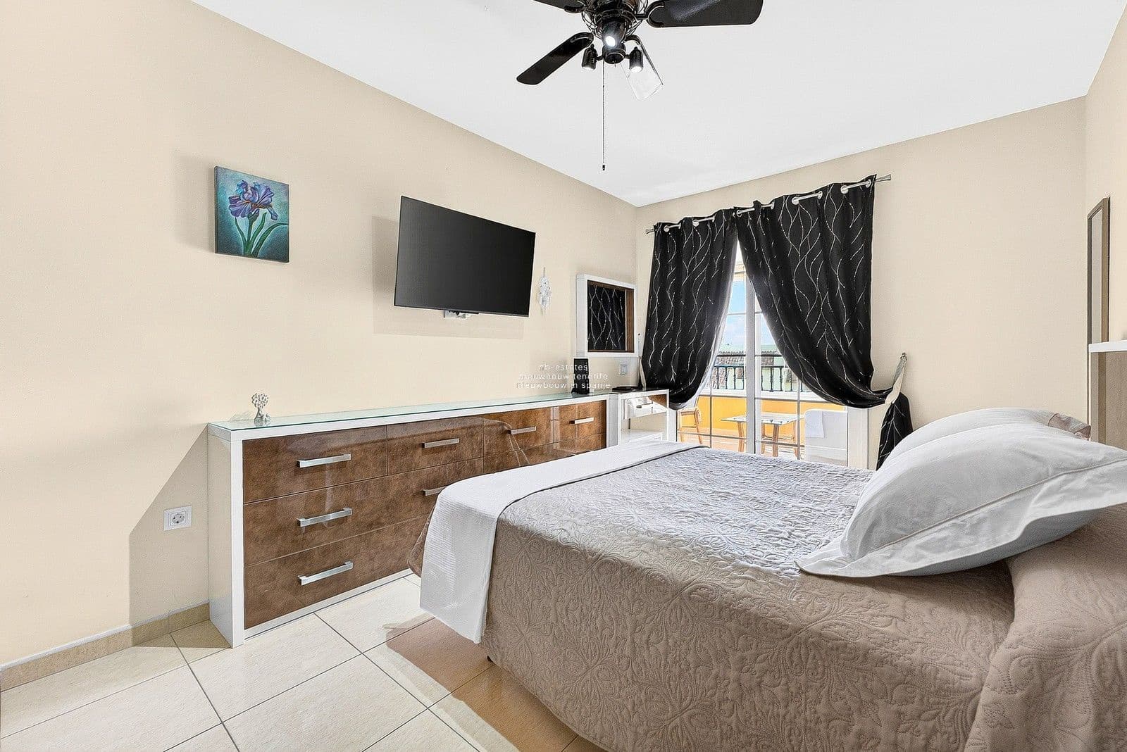 1 chambre Appartement à vendre à Palm-Mar avec piscine garage - 370 000 € (Ref: 9525523)