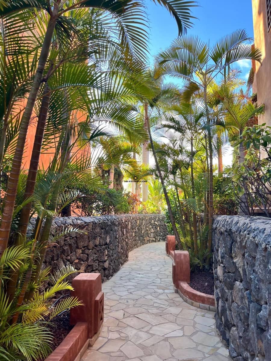 2 soverom Leilighet til salgs i Palm-Mar med svømmebasseng garasje - € 885 000 (Ref: 9559098)