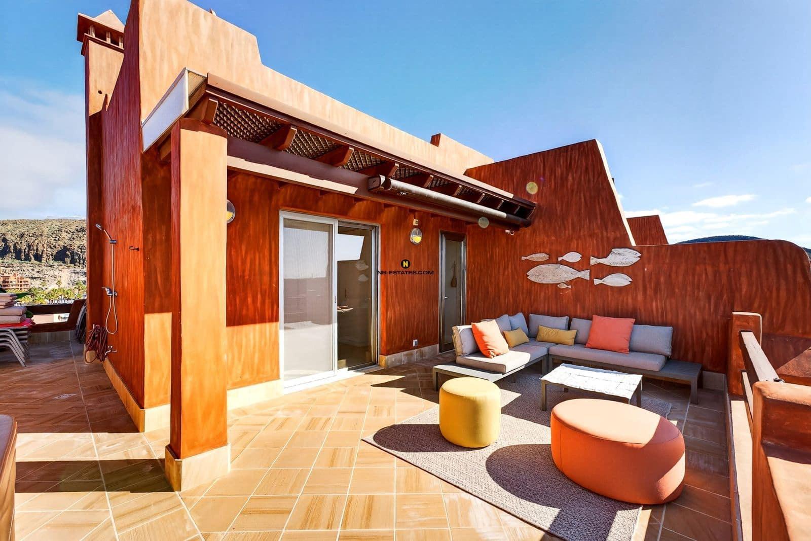 2 soverom Leilighet til salgs i Palm-Mar med svømmebasseng garasje - € 885 000 (Ref: 9559098)