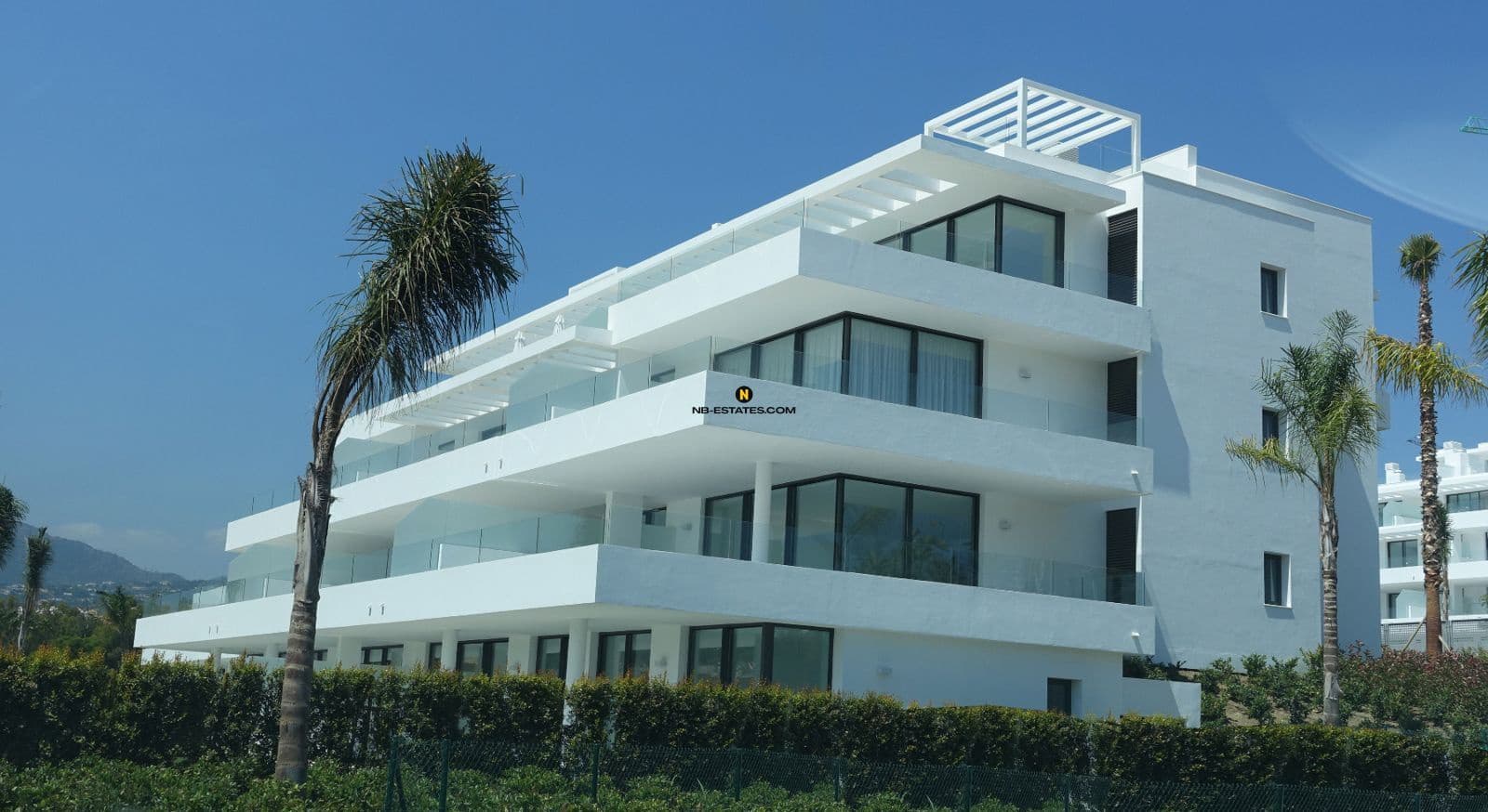 3 slaapkamer Penthouse te koop in Estepona - € 1.050.000 (Ref: 9559792)