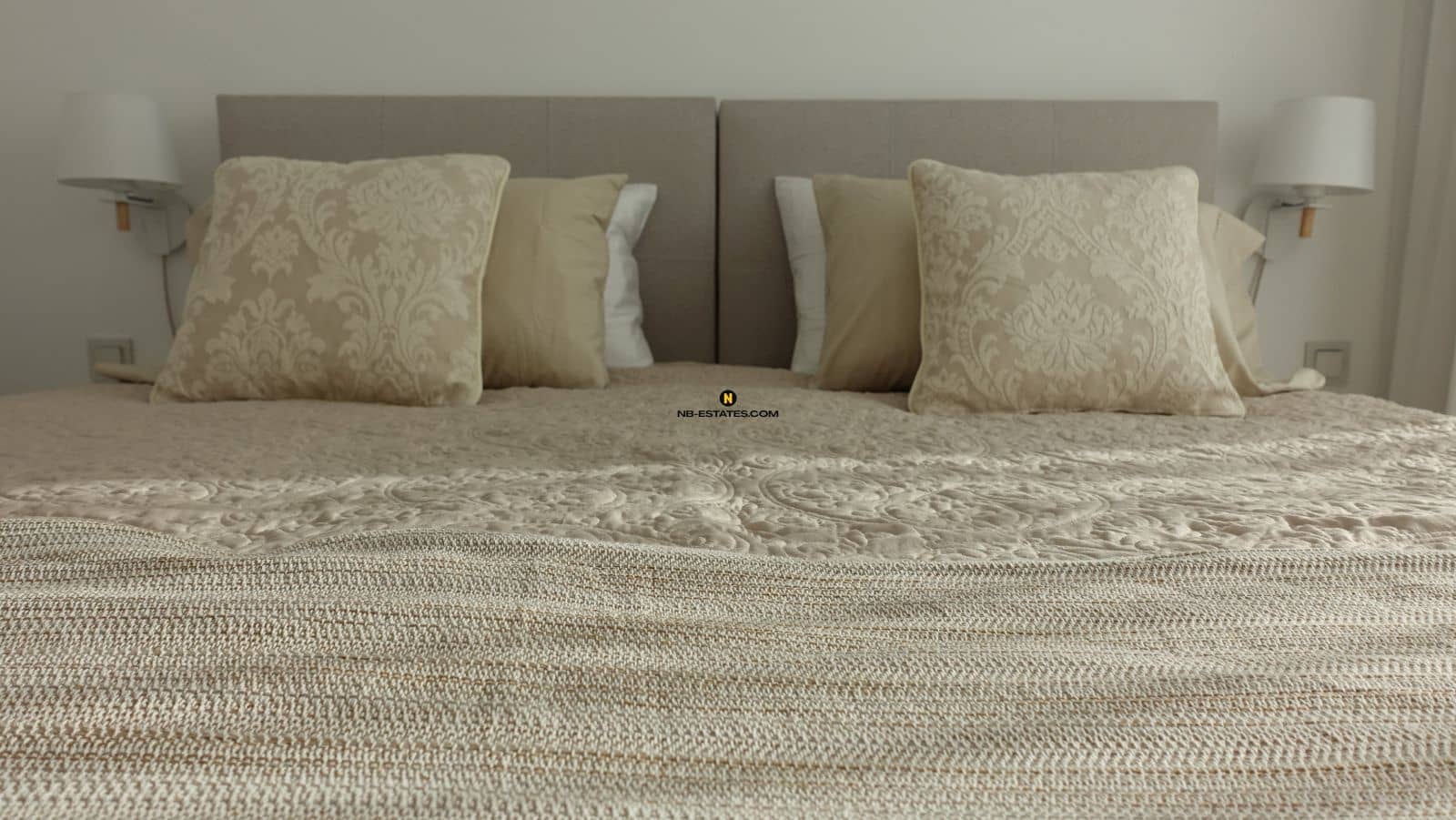 3 slaapkamer Penthouse te koop in Estepona - € 1.050.000 (Ref: 9559792)