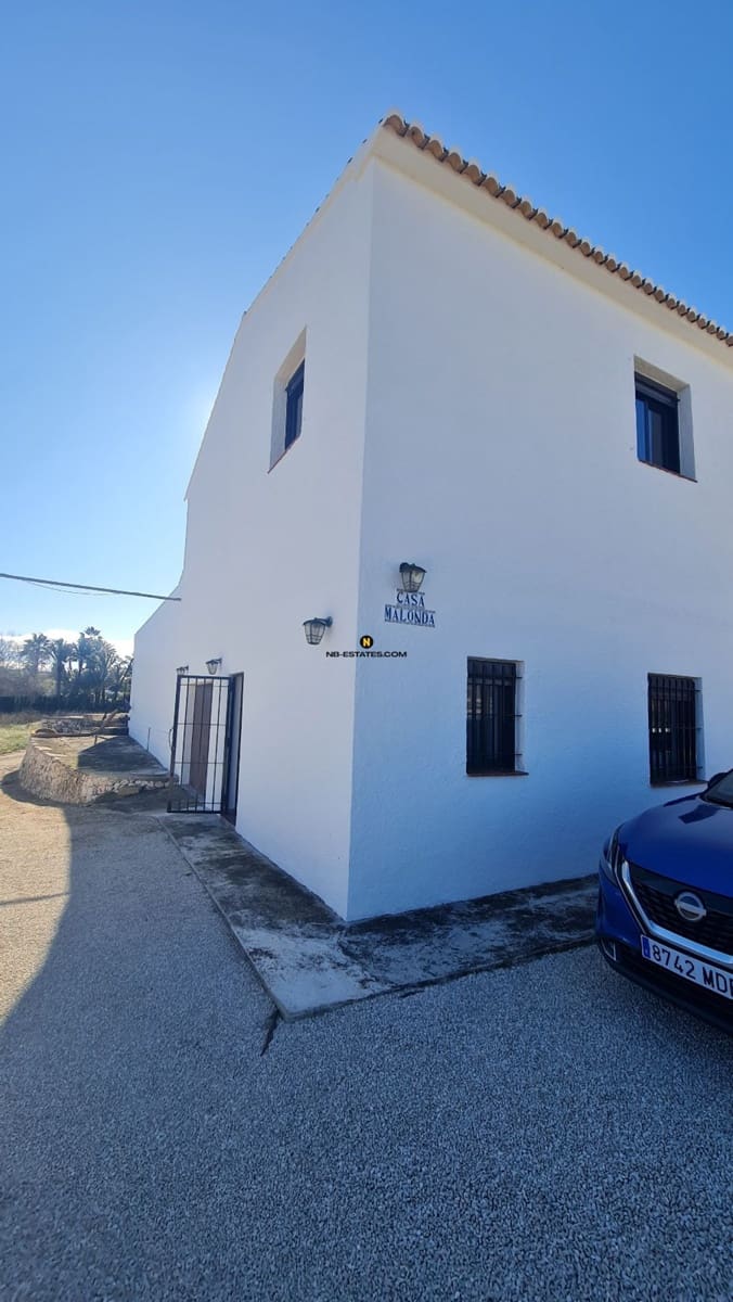 2 bedroom Villa for sale in Teulada - € 595,000 (Ref: 9563884)