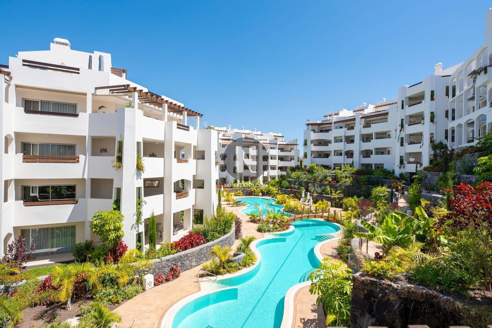 2 soverom Leilighet til salgs i Palm-Mar med svømmebasseng garasje - € 599 000 (Ref: 9572272)