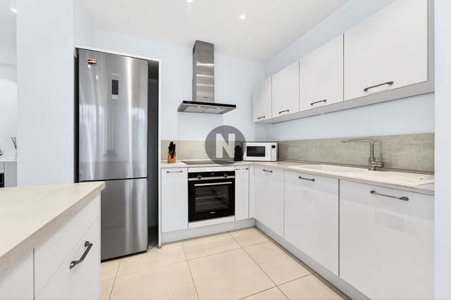 2 bedroom Flat for sale in Palm-Mar, Arona with pool garage - € 599,000 (Ref: 9572272)