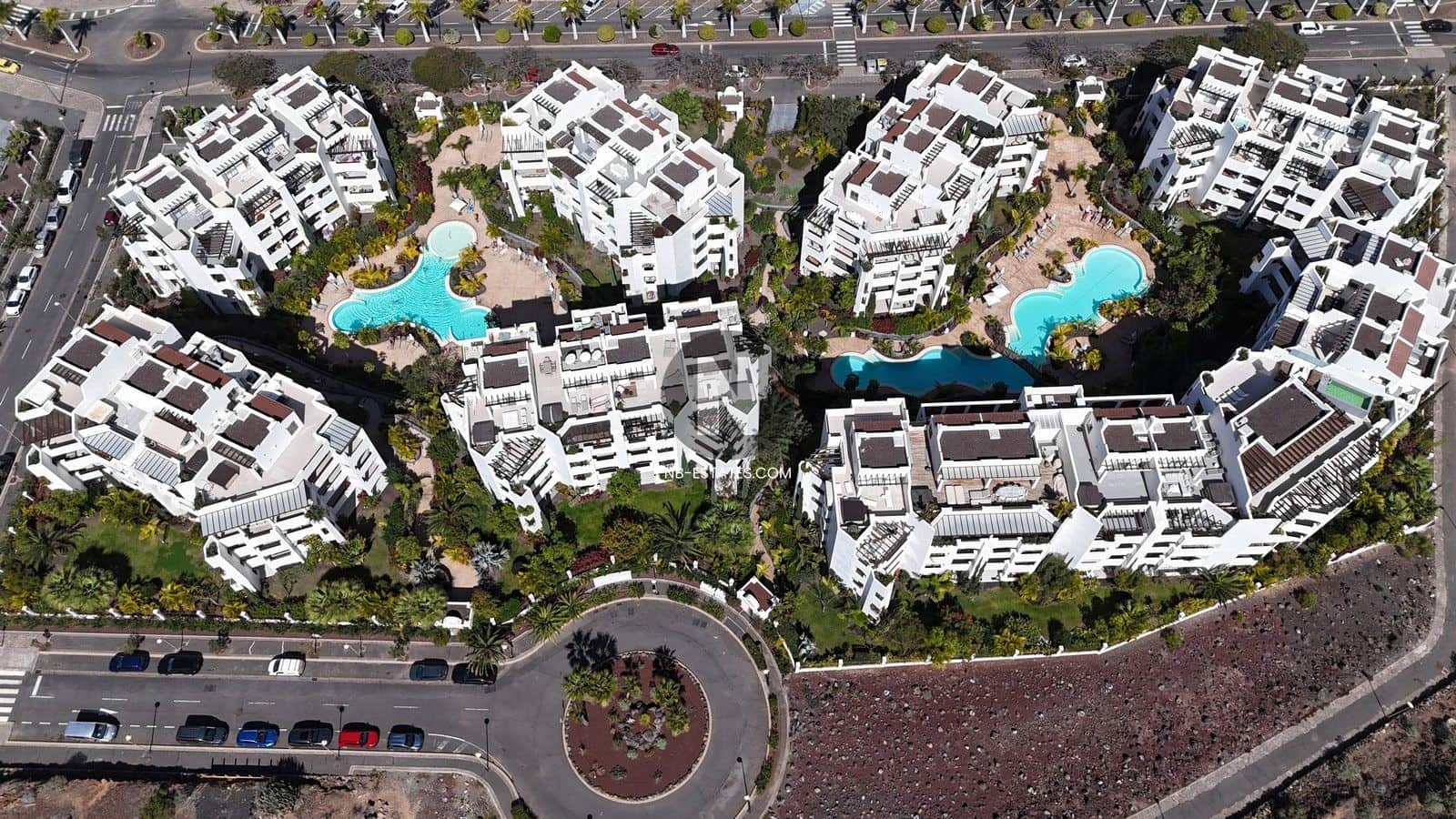 2 bedroom Flat for sale in Palm-Mar with pool garage - € 599,000 (Ref: 9572272)