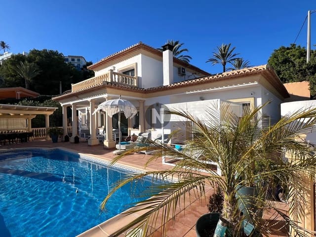 4 soveværelse Villa til salg i Benimeit - Tabaira, Teulada-Moraira med swimmingpool - € 1.565.000 (Ref: 9640673)