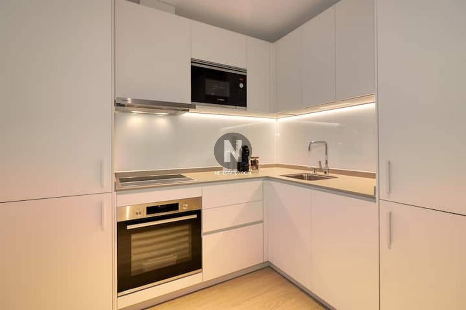 1 chambre Penthouse à vendre à Adeje avec piscine - 250 000 € (Ref: 9658075)