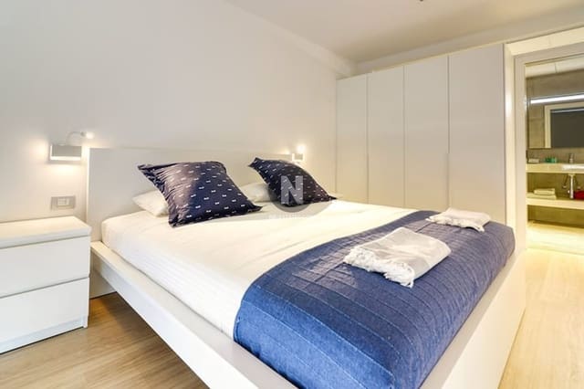 1 chambre Penthouse à vendre à Adeje avec piscine - 250 000 € (Ref: 9658075)