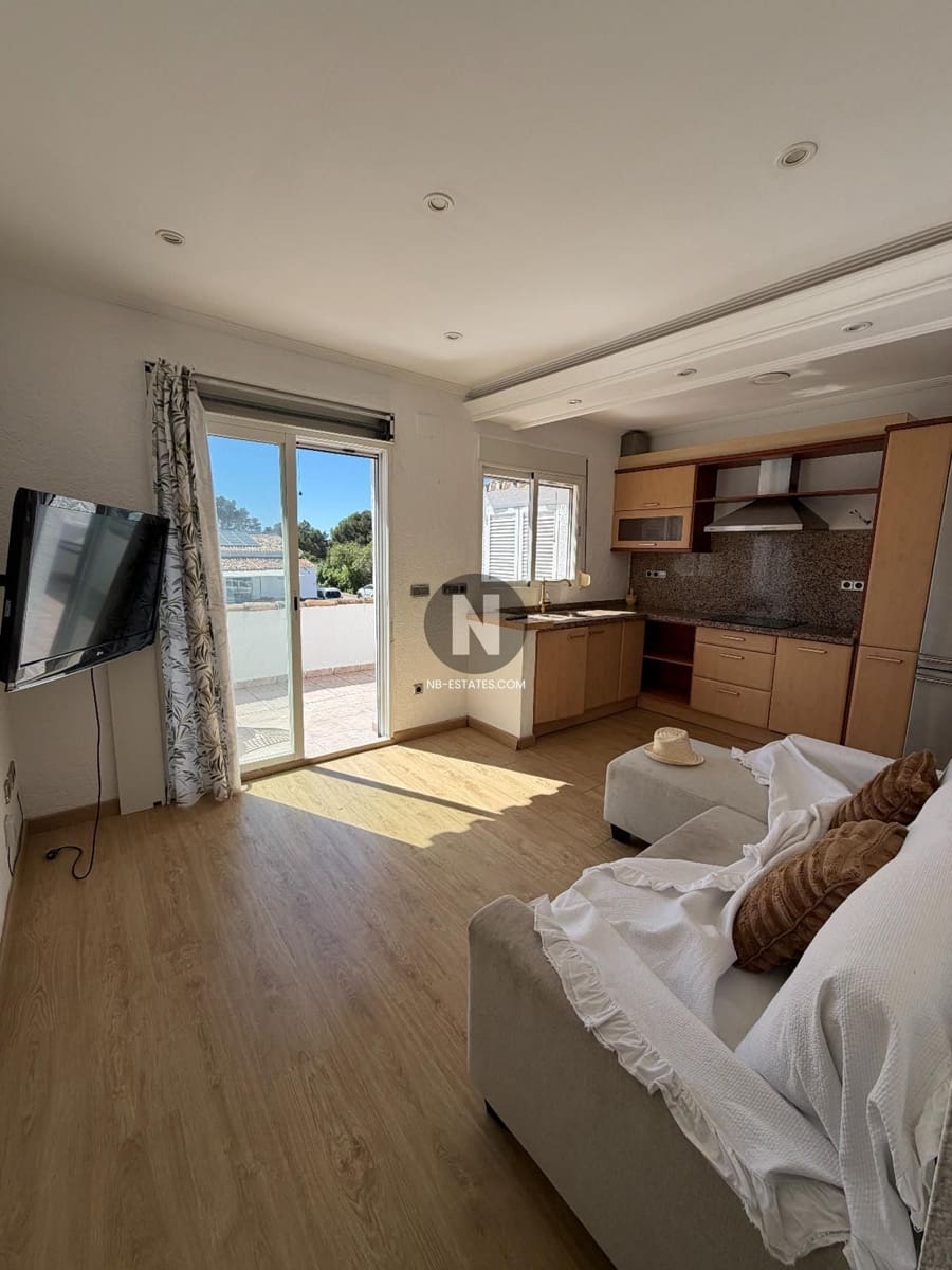2 bedroom Flat for sale in Moraira - € 185,000 (Ref: 9687576)