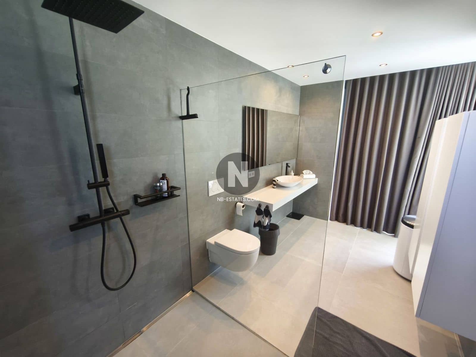 3 sypialnia Willa na sprzedaż w Denia z basenem - 1 195 000 € (Ref: 9709212)