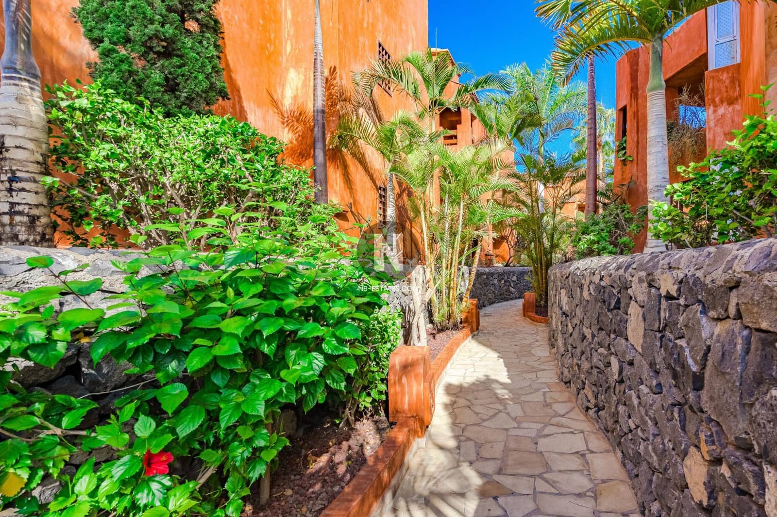 2 bedroom Penthouse for sale in Palm-Mar with pool garage - € 899,000 (Ref: 9714029)