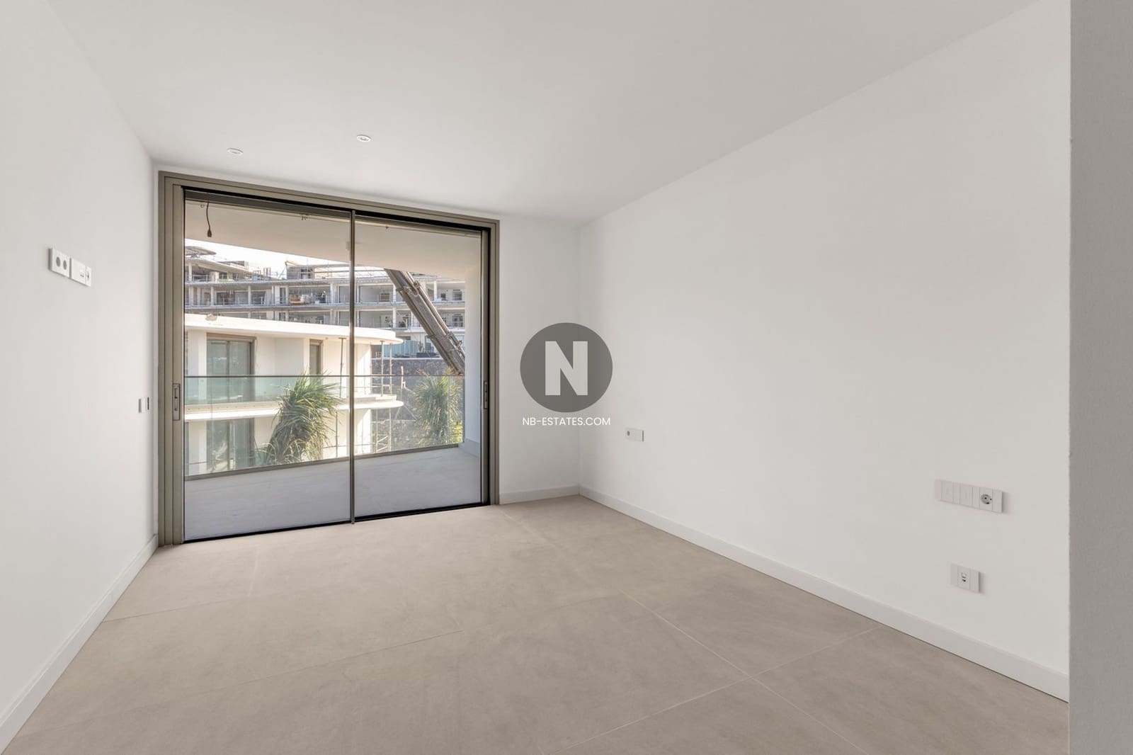 2 bedroom Penthouse for sale in Playa San Juan with pool garage - € 1,280,000 (Ref: 9716702)