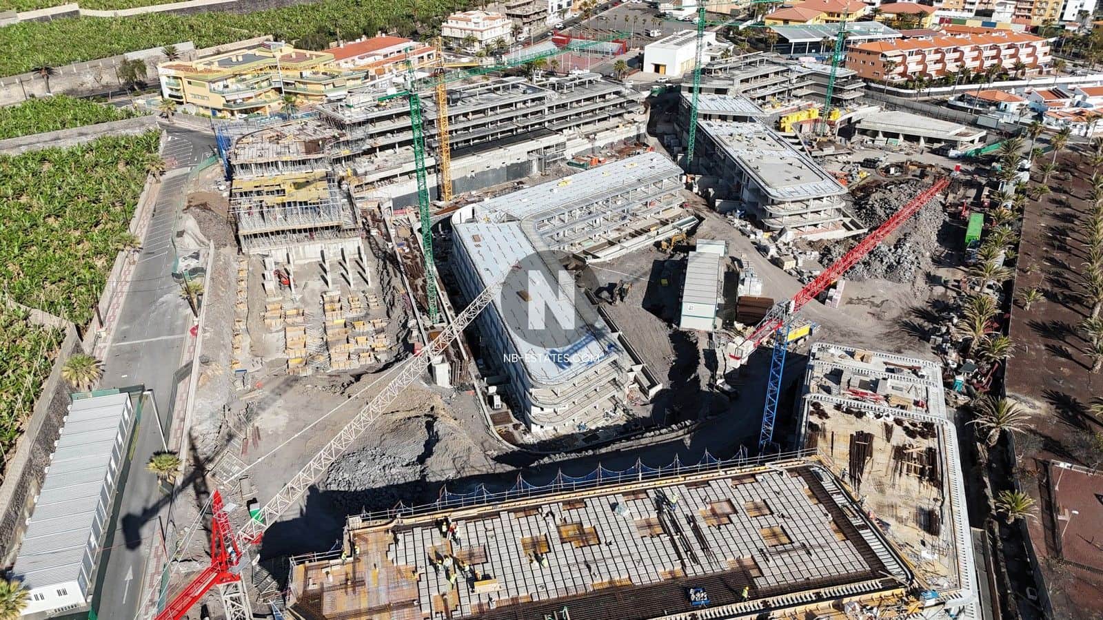 2 bedroom Penthouse for sale in Playa San Juan with pool garage - € 1,199,000 (Ref: 9716703)