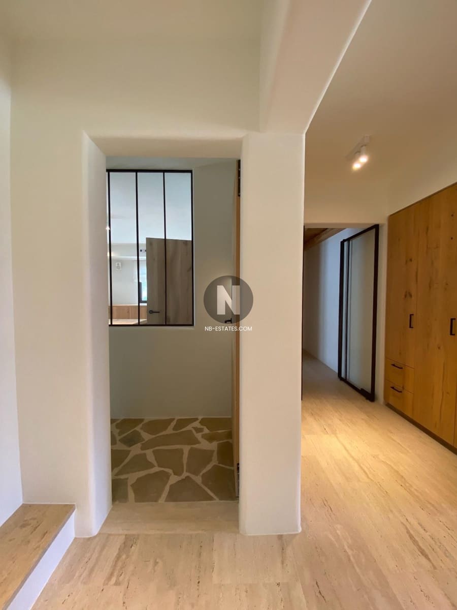 5 bedroom Villa for sale in Benissa with pool - € 2,590,000 (Ref: 9727646)