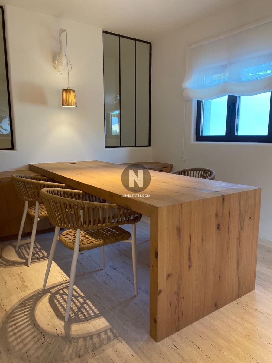 5 bedroom Villa for sale in Benissa with pool - € 2,590,000 (Ref: 9727646)