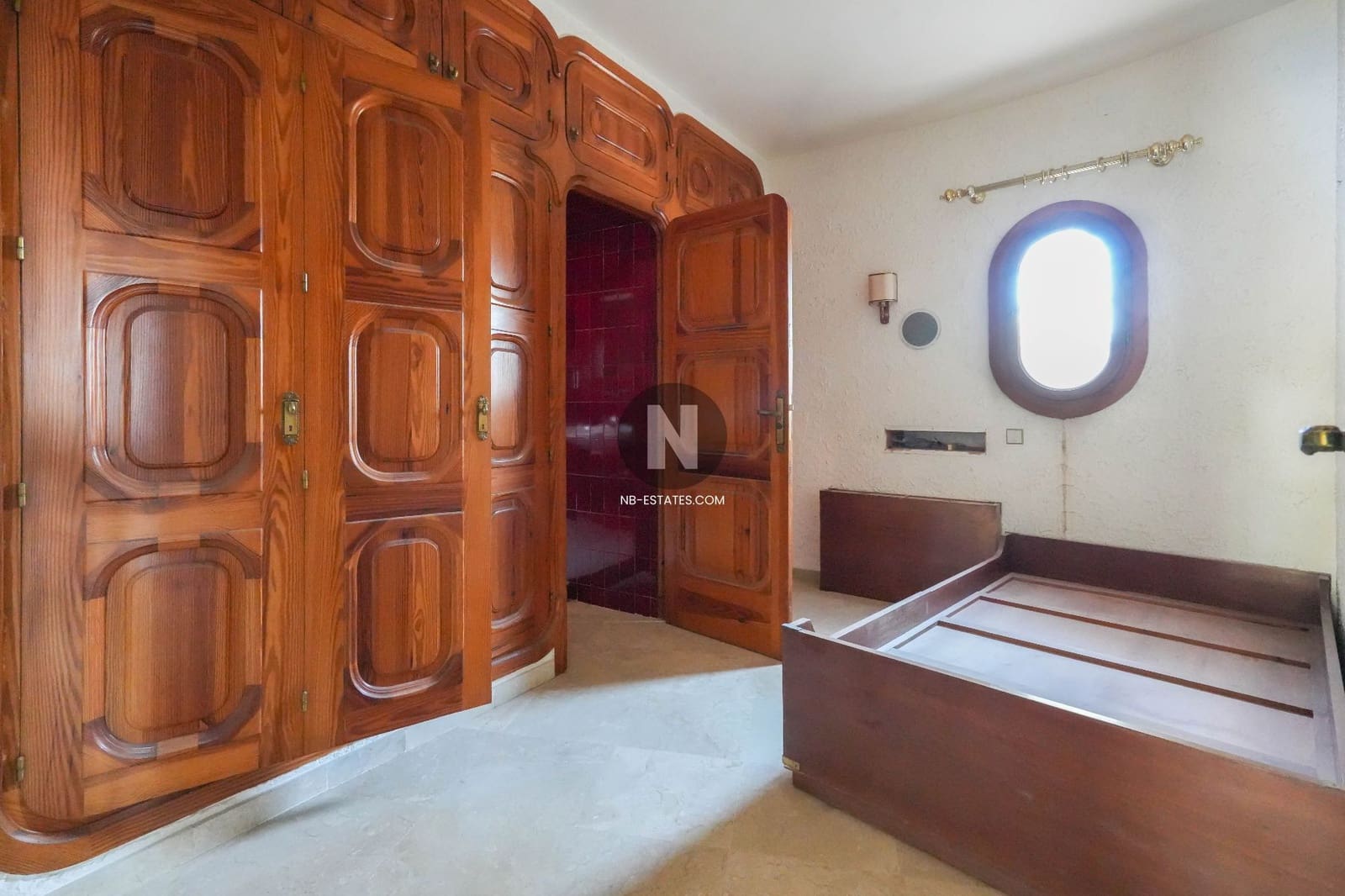 Villa for sale in Moraira - € 1,890,000 (Ref: 9743982)