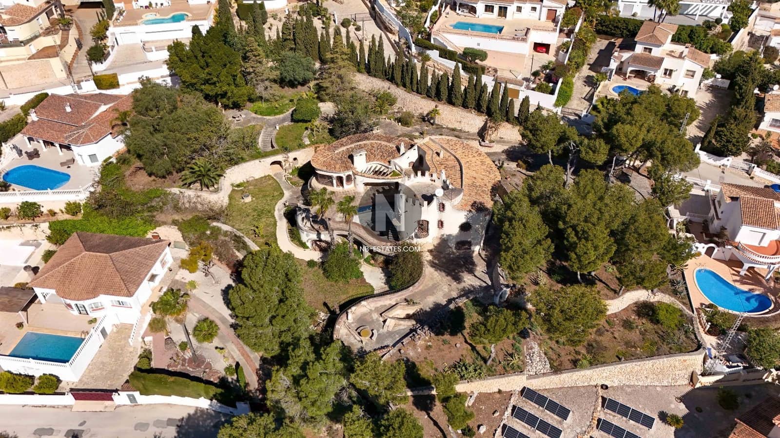 Villa for sale in Moraira - € 1,890,000 (Ref: 9743982)