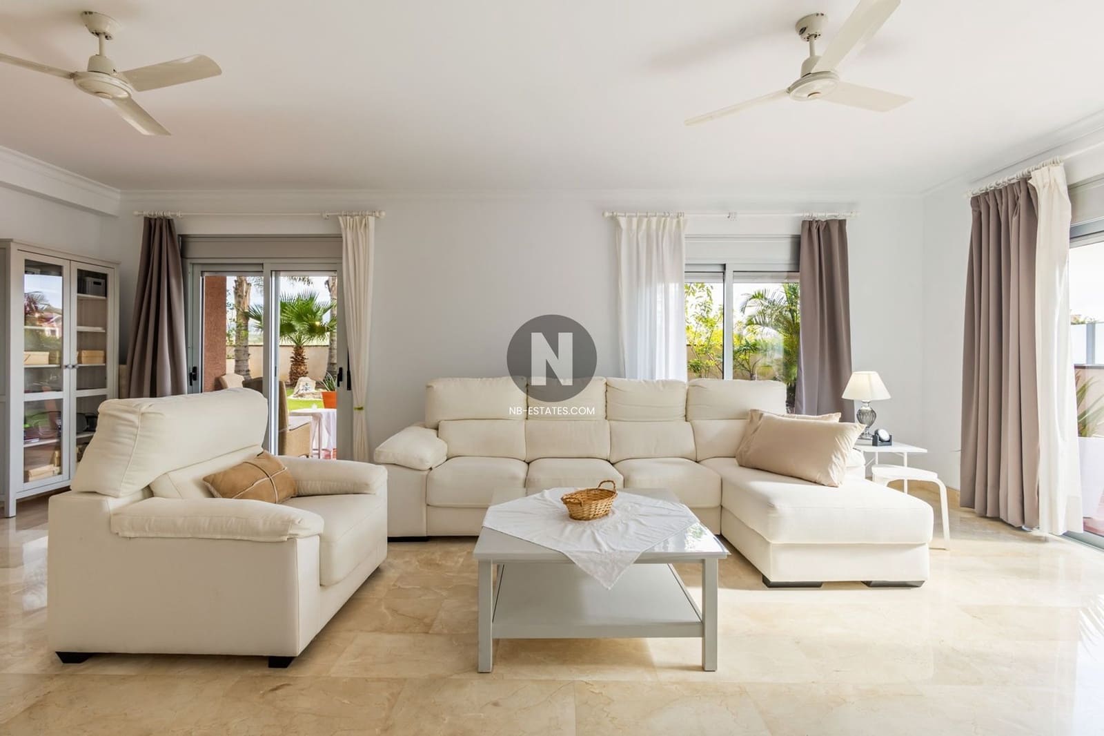 3 chambre Appartement à vendre à Amarilla Golf avec piscine garage - 490 000 € (Ref: 9753439)