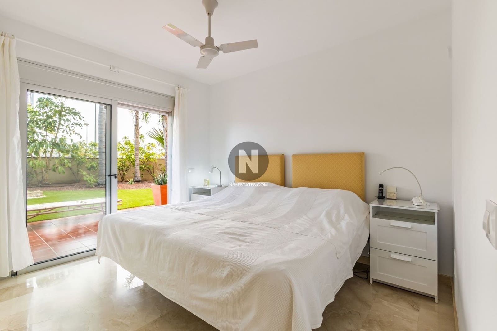 3 chambre Appartement à vendre à Amarilla Golf avec piscine garage - 490 000 € (Ref: 9753439)