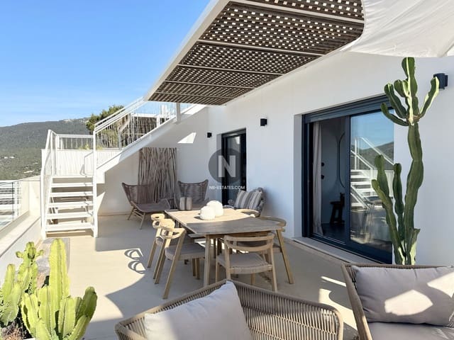 2 chambre Penthouse à vendre à San Jose / Sant Josep de Sa Talaia avec piscine - 695 000 € (Ref: 9770239)