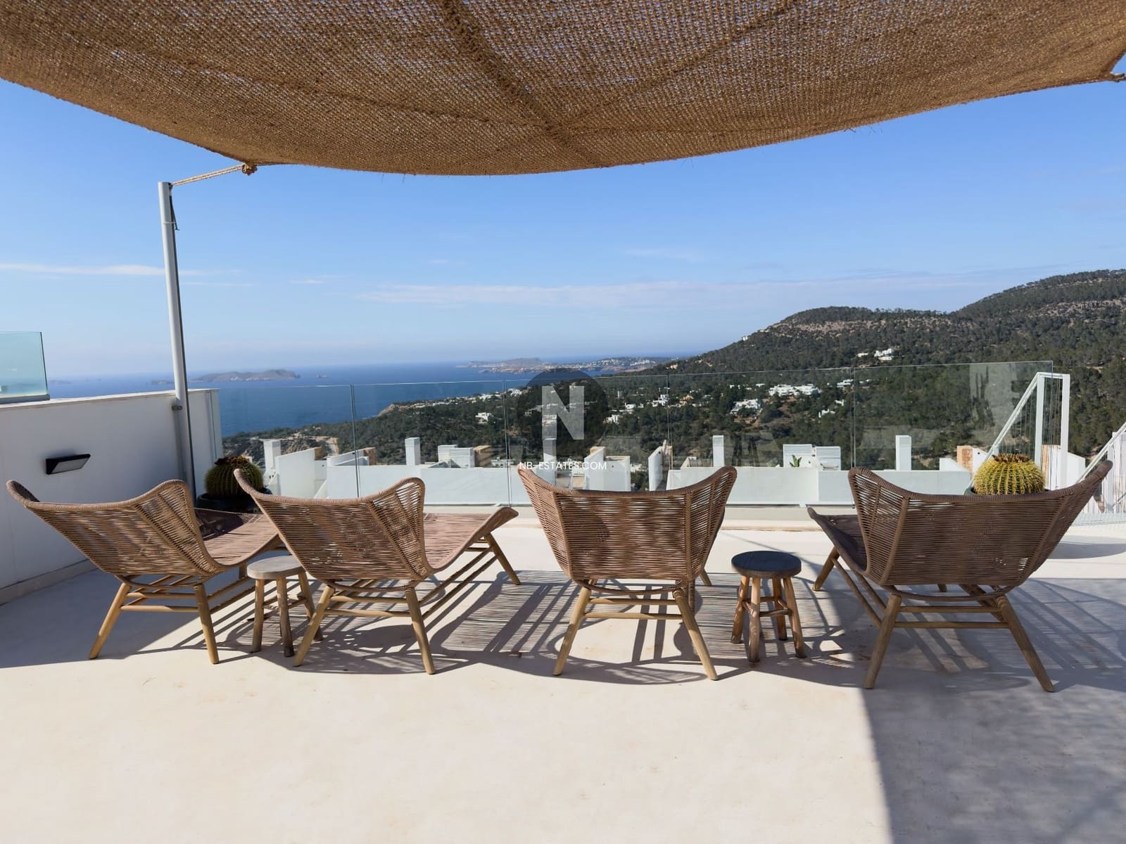 2 bedroom Penthouse for sale in San Jose / Sant Josep de Sa Talaia with pool - € 695,000 (Ref: 9770239)