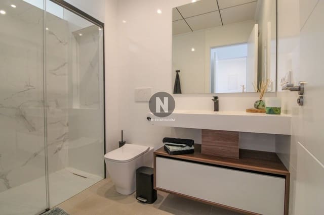 2 makuuhuone Kattohuoneisto myytävänä paikassa Ciudad Quesada, Rojales mukana uima-altaan 
autotalli - 350 000 € (Ref: 9793739)