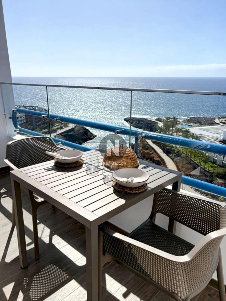 Flat for sale in Playa Paraiso with pool - € 241,500 (Ref: 9798223)