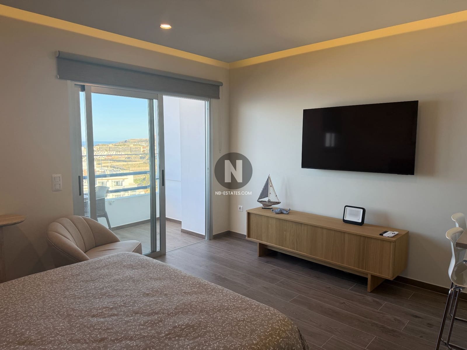 Flat for sale in Playa Paraiso with pool - € 241,500 (Ref: 9798223)