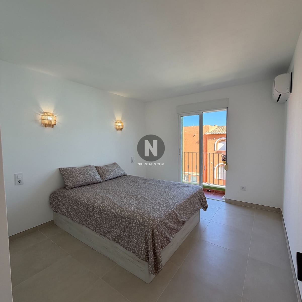 2 bedroom Penthouse for sale in Benitachell / Benitatxell with pool - € 240,000 (Ref: 9824246)