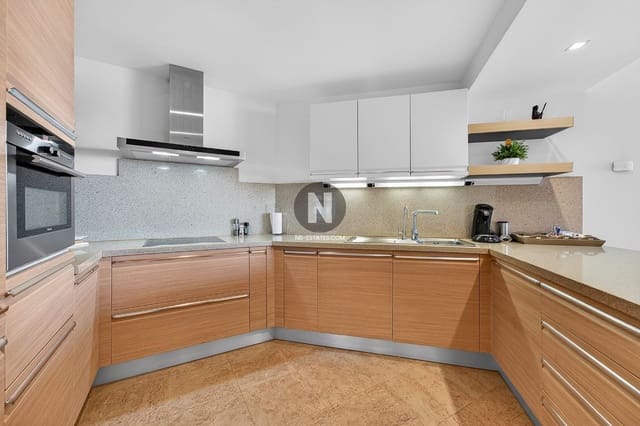 2 soverom Leilighet til salgs i Palm-Mar, Arona med svømmebasseng garasje - € 795 000 (Ref: 9832831)