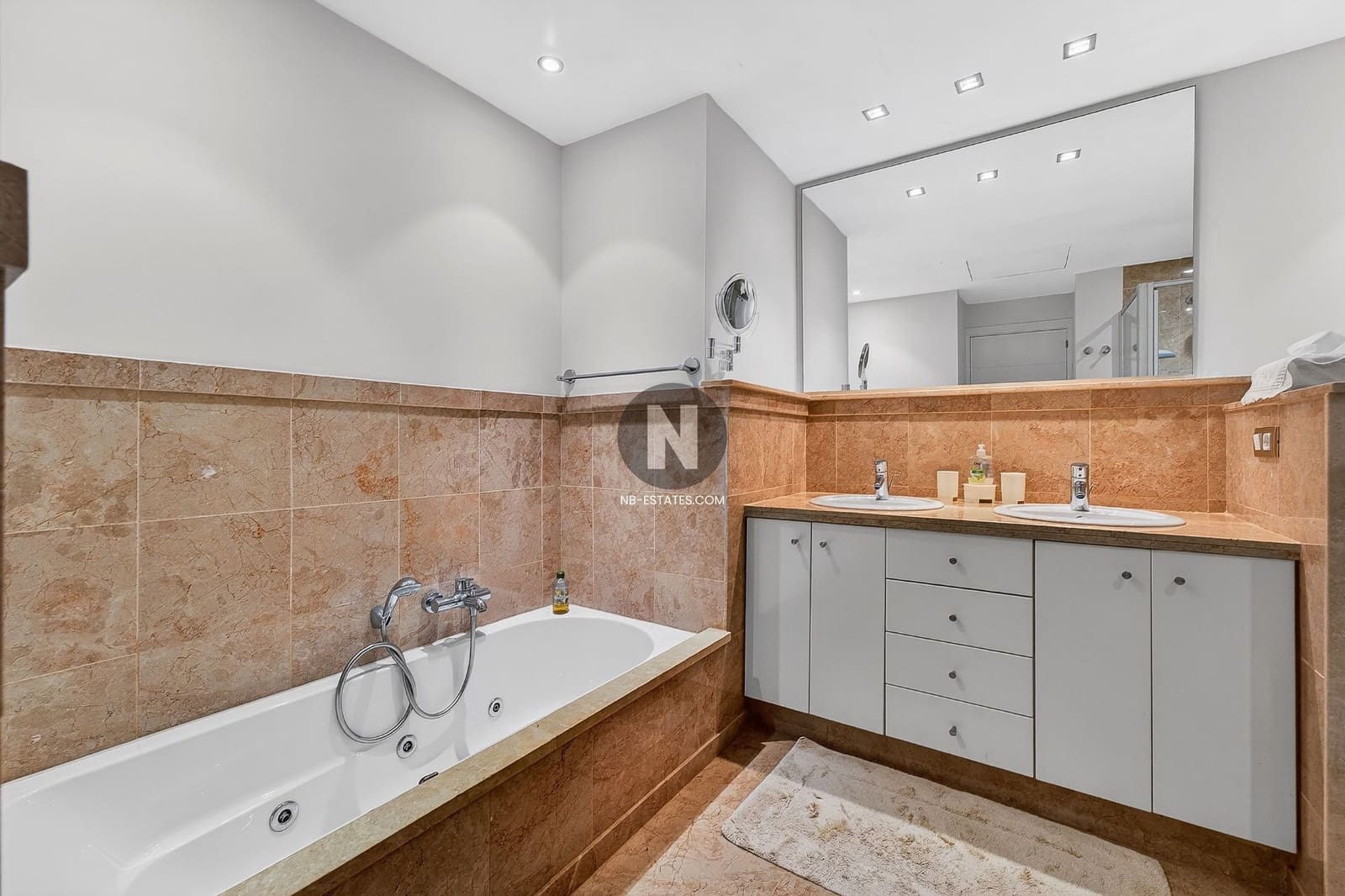 2 bedroom Flat for sale in Palm-Mar with pool garage - € 795,000 (Ref: 9832831)