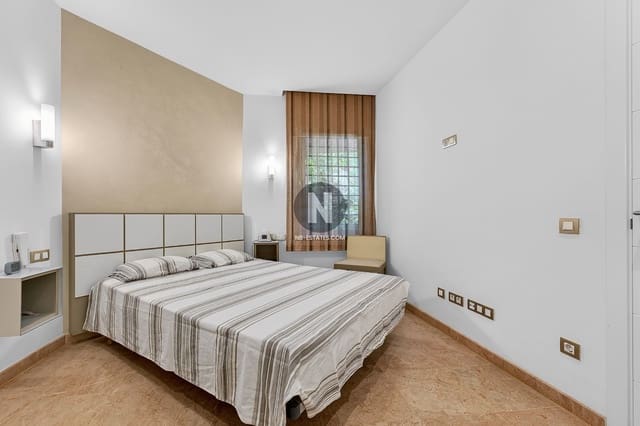 2 soverom Leilighet til salgs i Palm-Mar, Arona med svømmebasseng garasje - € 795 000 (Ref: 9832831)