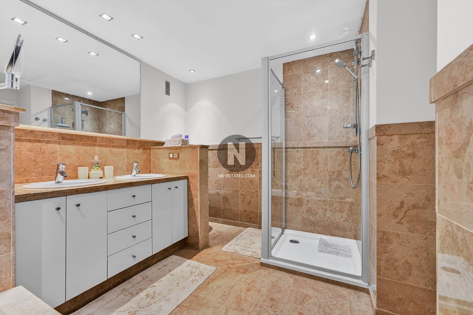 2 bedroom Flat for sale in Palm-Mar with pool garage - € 795,000 (Ref: 9832831)