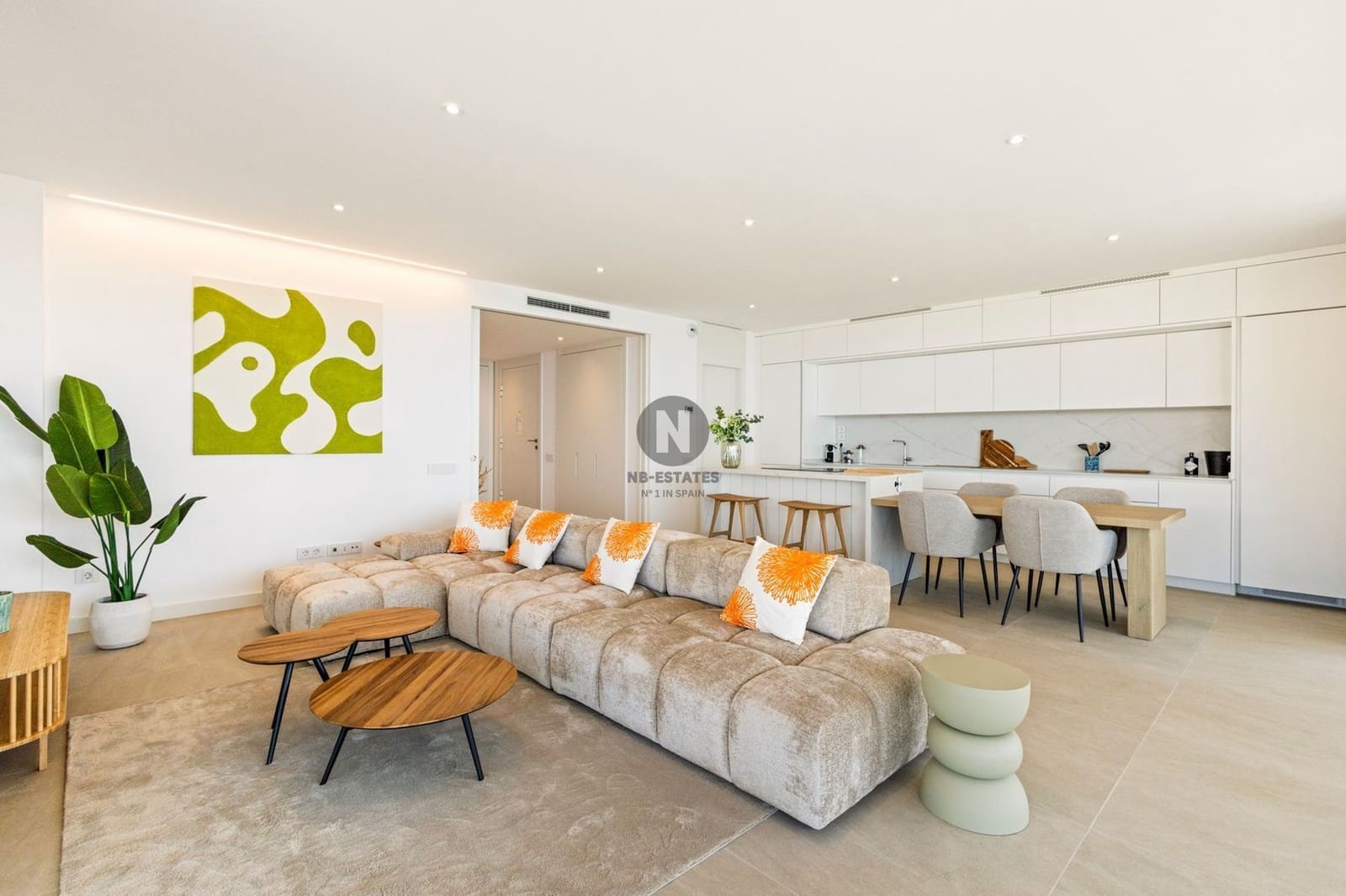 2 bedroom Penthouse for sale in Playa San Juan with pool garage - € 1,950,000 (Ref: 9833051)