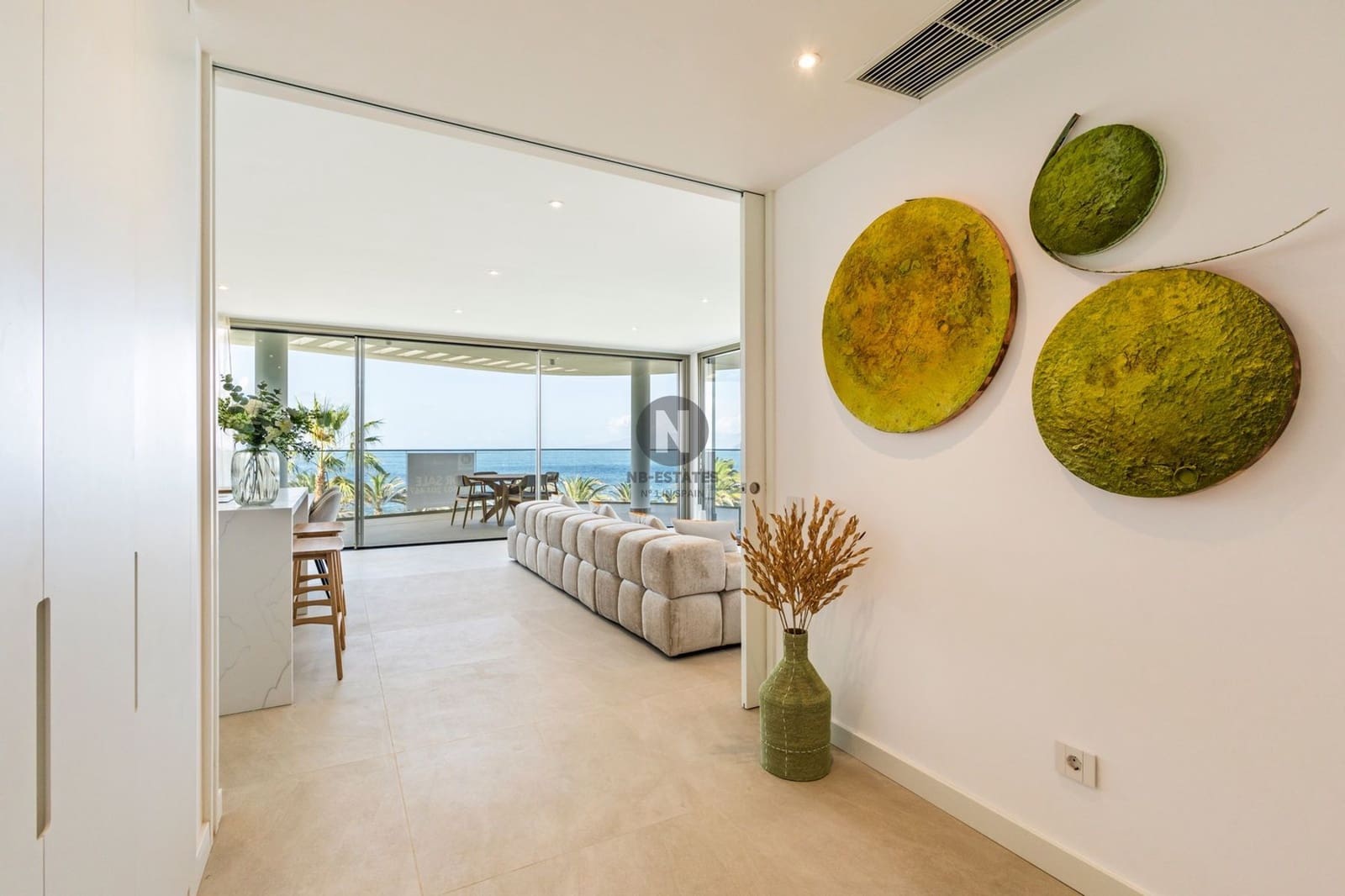 2 bedroom Penthouse for sale in Playa San Juan with pool garage - € 1,950,000 (Ref: 9833051)