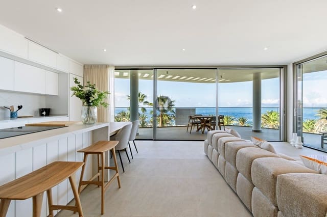 2 slaapkamer Penthouse te koop in Playa San Juan, Guía de Isora met zwembad garage - € 1.950.000 (Ref: 9833051)