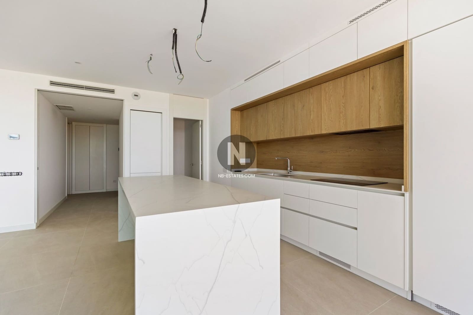 2 bedroom Flat for sale in Playa San Juan with pool garage - € 1,200,000 (Ref: 9899845)