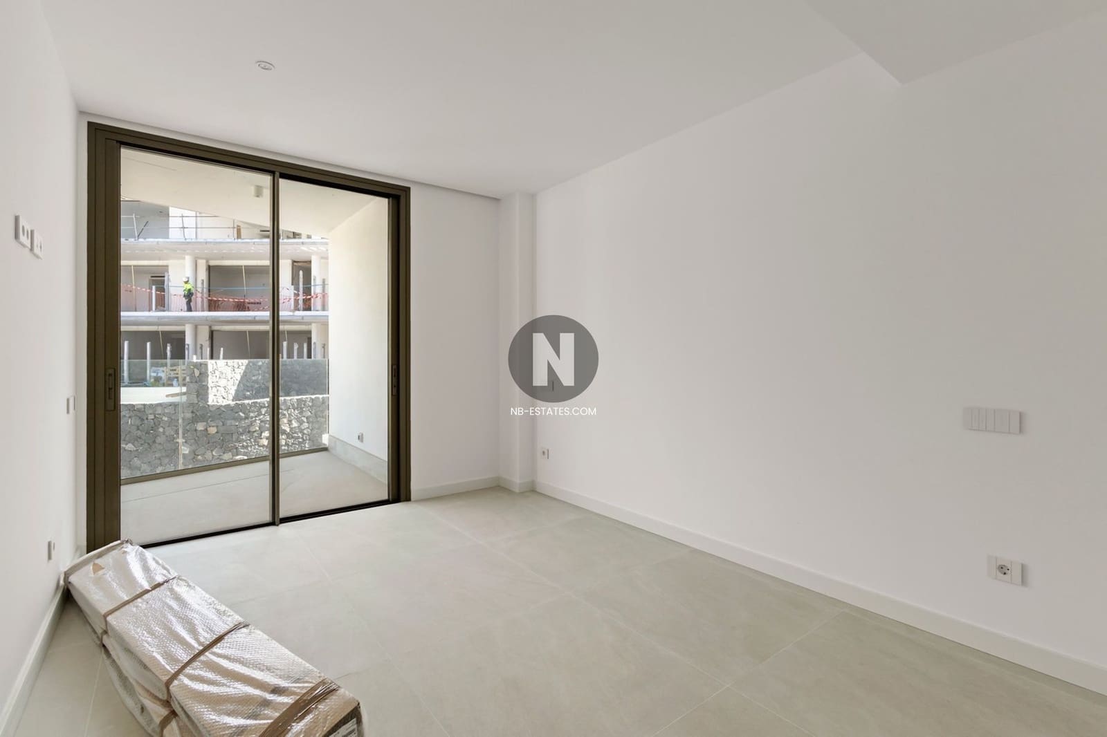 2 bedroom Flat for sale in Playa San Juan with pool garage - € 1,200,000 (Ref: 9899845)