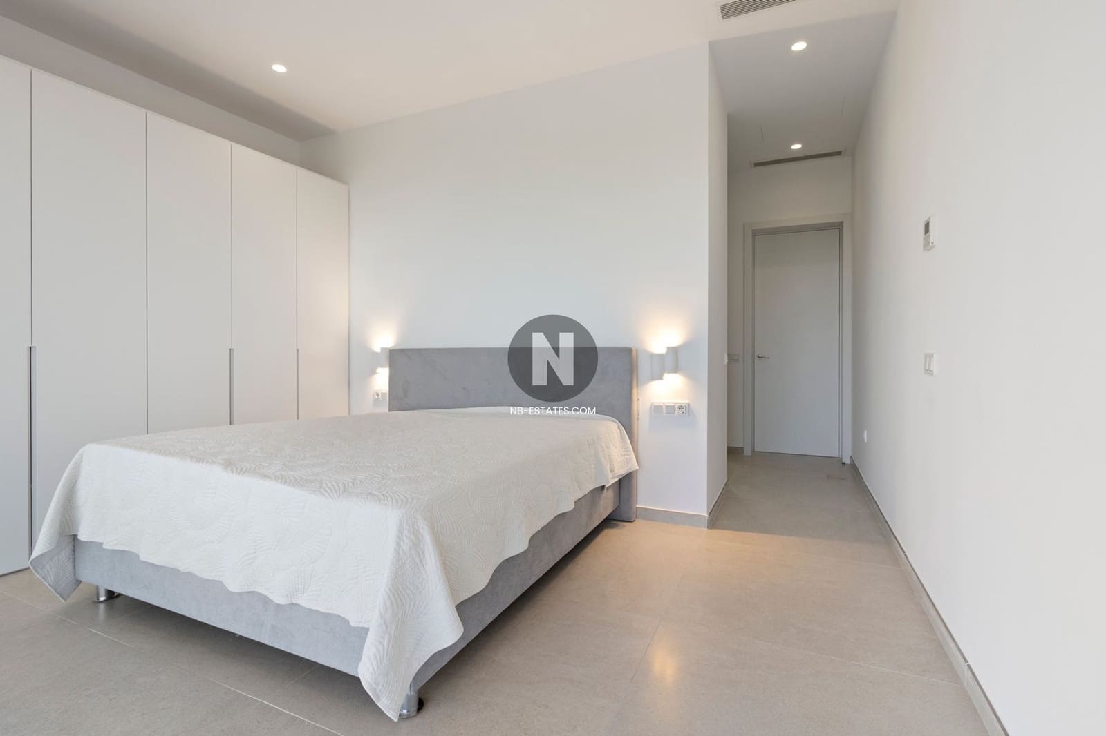 3 slaapkamer Villa te koop in Costa Adeje met zwembad garage - € 2.300.000 (Ref: 9899849)