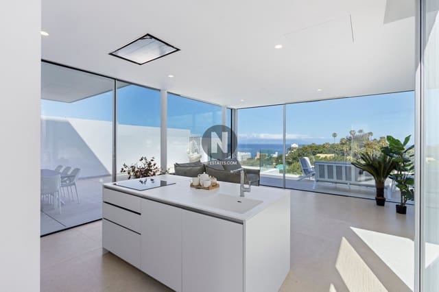 3 slaapkamer Villa te koop in Costa Adeje, Adeje met zwembad garage - € 2.300.000 (Ref: 9899849)
