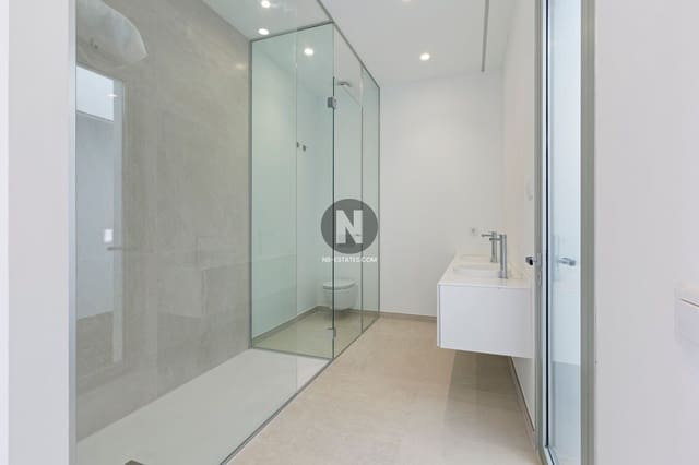 3 slaapkamer Villa te koop in Costa Adeje, Adeje met zwembad garage - € 2.300.000 (Ref: 9899849)