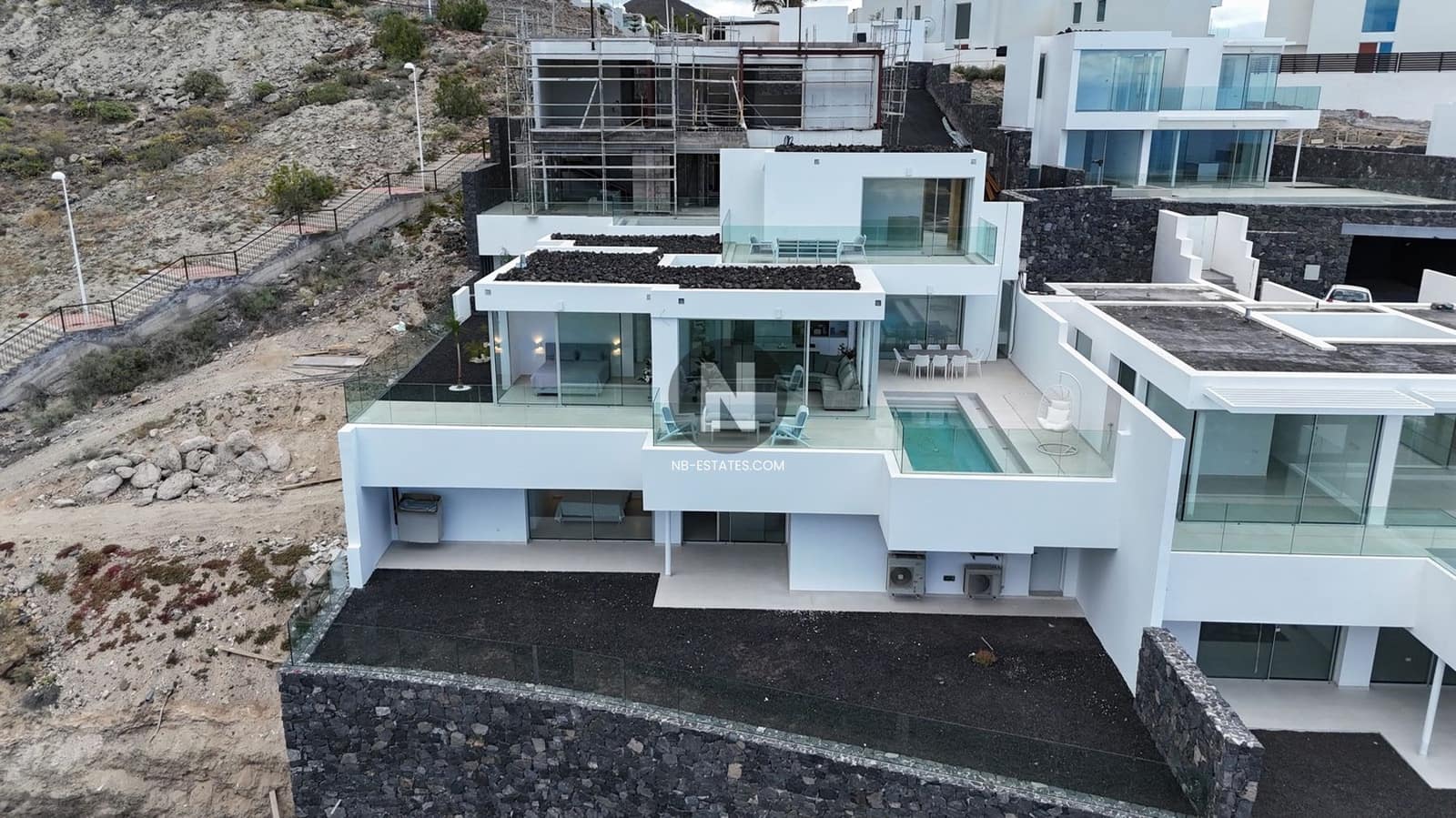 3 slaapkamer Villa te koop in Costa Adeje met zwembad garage - € 2.300.000 (Ref: 9899849)