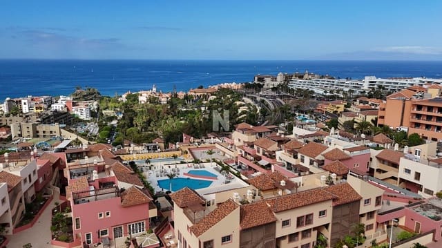 2 Zimmer Penthouse zu verkaufen in Playa del Duque, Adeje mit Pool Garage - 890.000 € (Ref: 9918842)