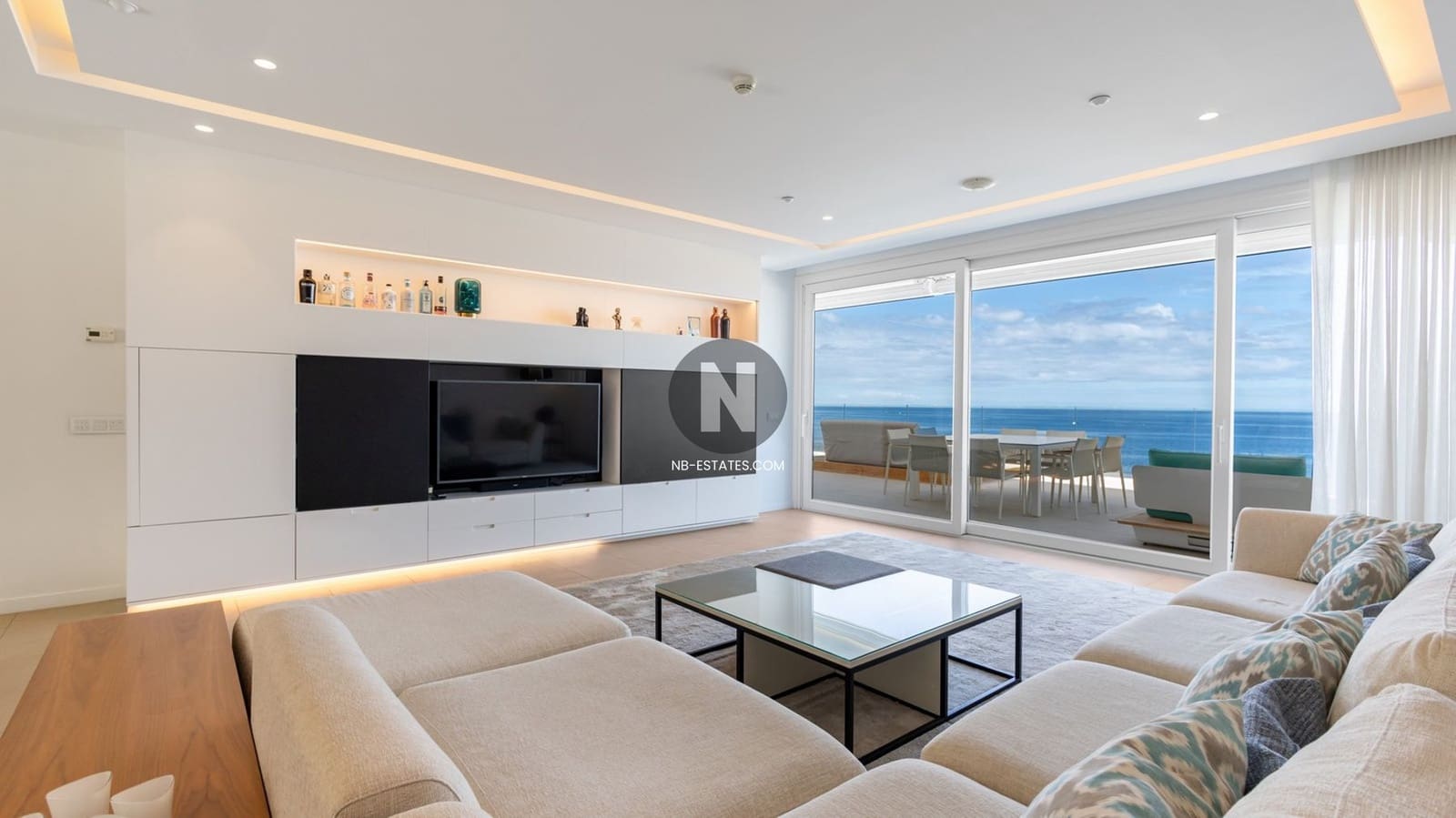 3 sovrum Takvåning till salu i La Caleta - 3 200 000 € (Ref: 9922855)