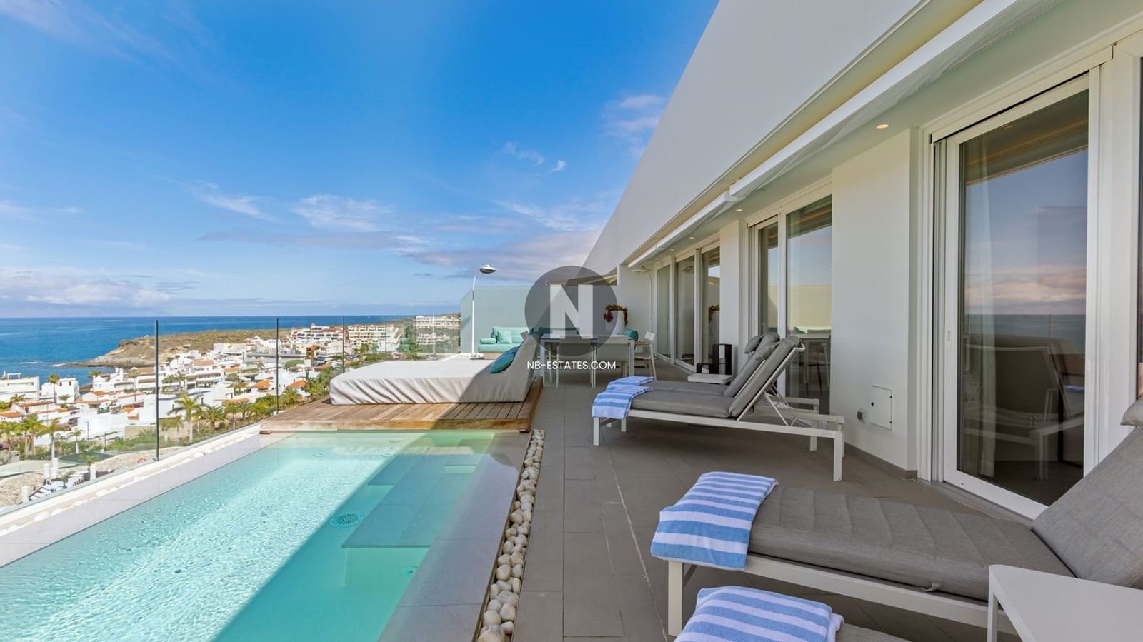 3 sovrum Takvåning till salu i La Caleta - 3 200 000 € (Ref: 9922855)