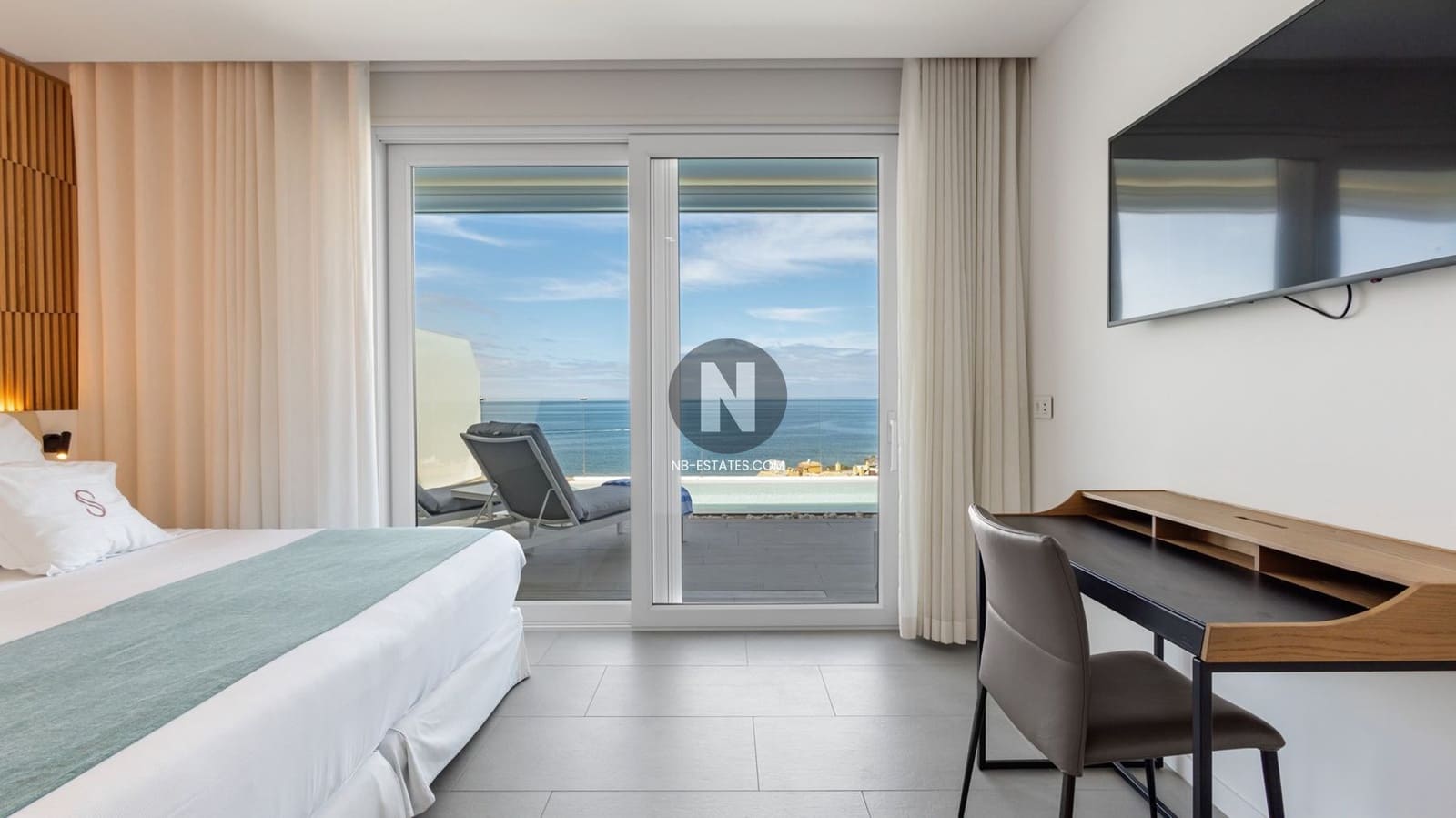 3 sovrum Takvåning till salu i La Caleta - 3 200 000 € (Ref: 9922855)
