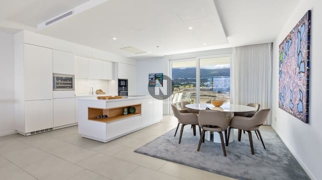 3 sovrum Takvåning till salu i La Caleta, Valverde - 3 200 000 € (Ref: 9922855)