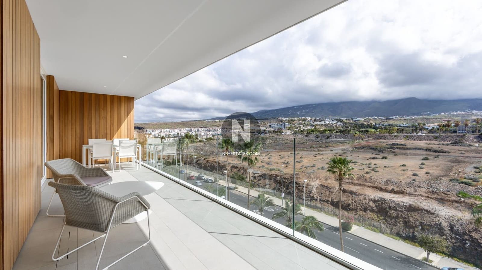 3 sovrum Takvåning till salu i La Caleta - 3 200 000 € (Ref: 9922855)