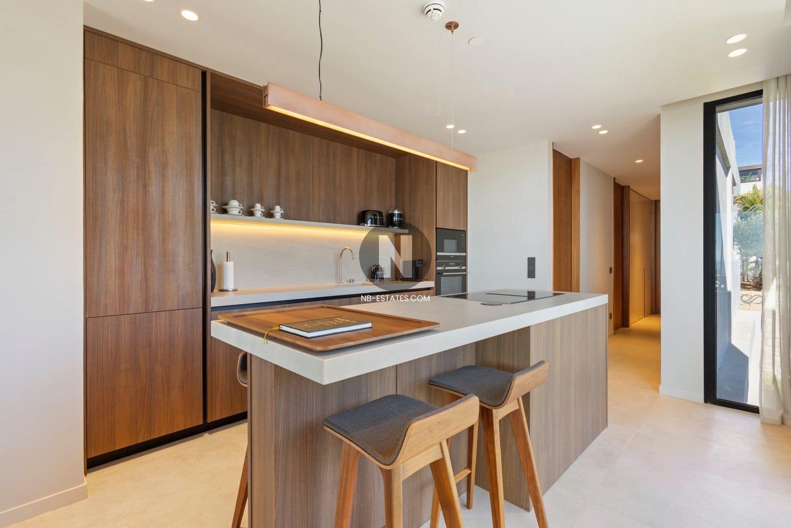 2 sypialnia Dom na sprzedaż w La Caleta Adeje z basenem garażem - 1 300 000 € (Ref: 9924886)
